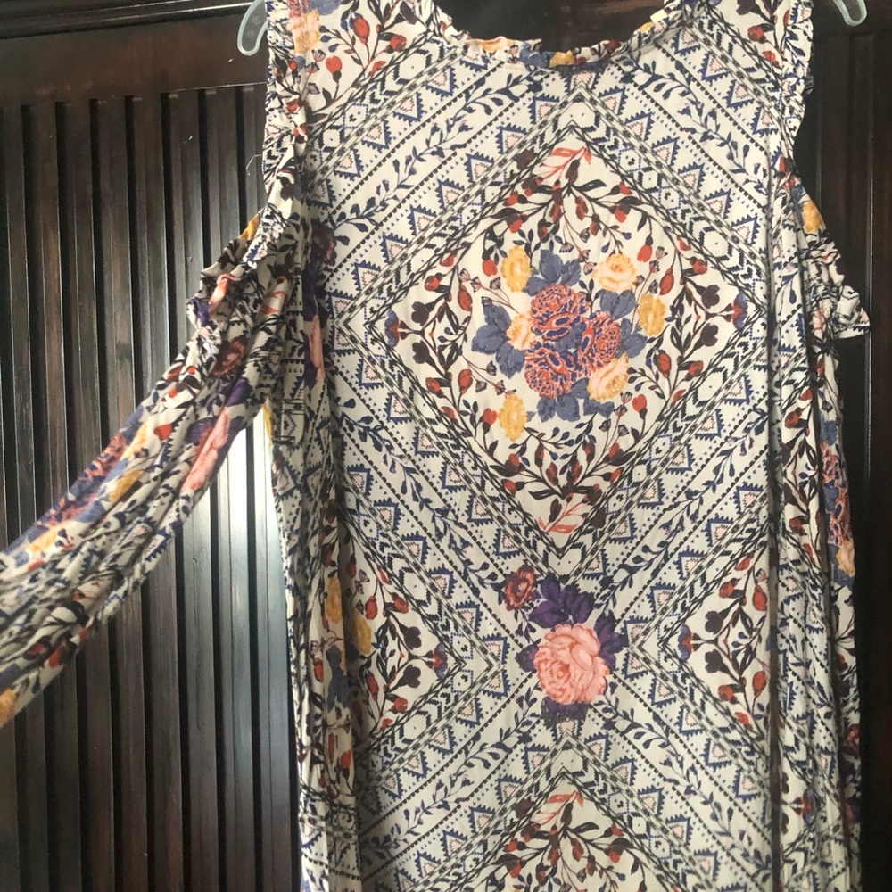 Floral dress. Midi